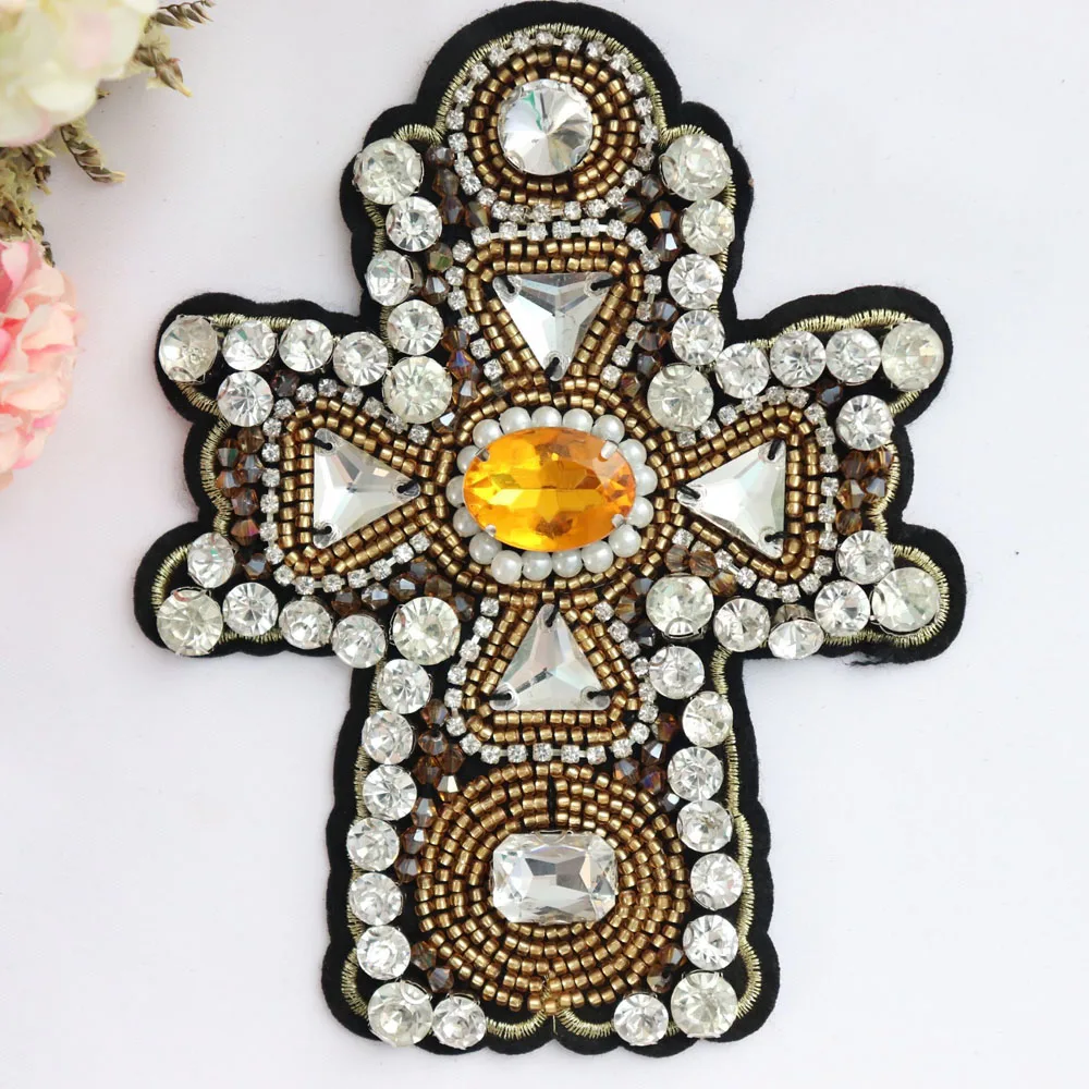 

DIY Fashion Rhinestone beaded patches for Clothes Cross parches Sew on Sequins Applique decorative parches bordados para