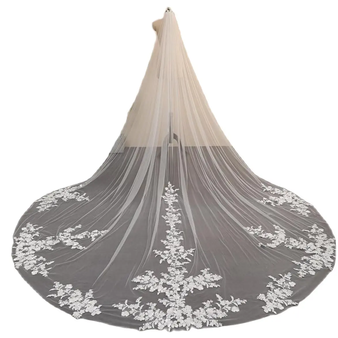 

Pretty Cathedral Length Wedding Veils with Lace Appliques Cheap Bridal Veil Vestido De Noiva Longo Custom Made