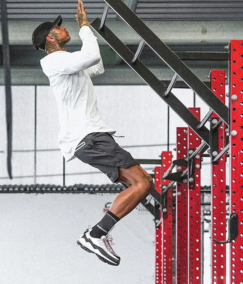 Футболка мужская с круглым вырезом брендовая модная тенниска для спортивных