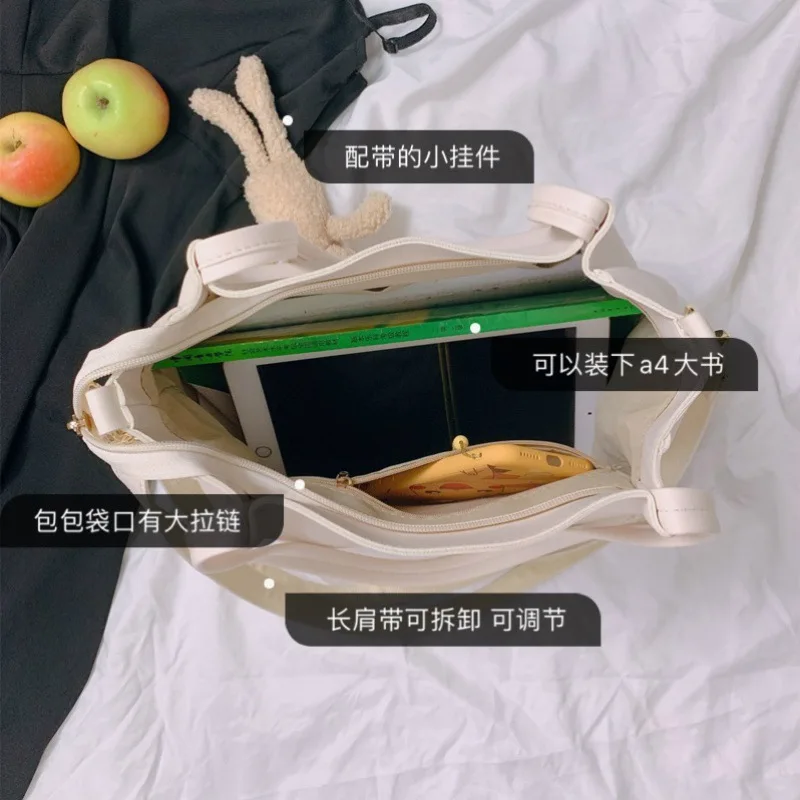

Bag women's sloping bag hundred with a large capacity one-shoulder bag 2020 new Korean version of the simple handbag Tote bag