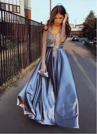 

2019 European and American New Women's Dress Hot Sexy V-neck Sleeveless Dress