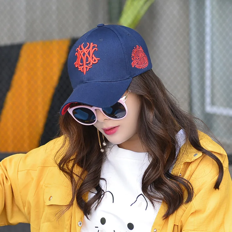 

Men and Women's Unisex Couple Hats baseball cap sports cap embroidery soft hat sun Hats for Women Caps for man