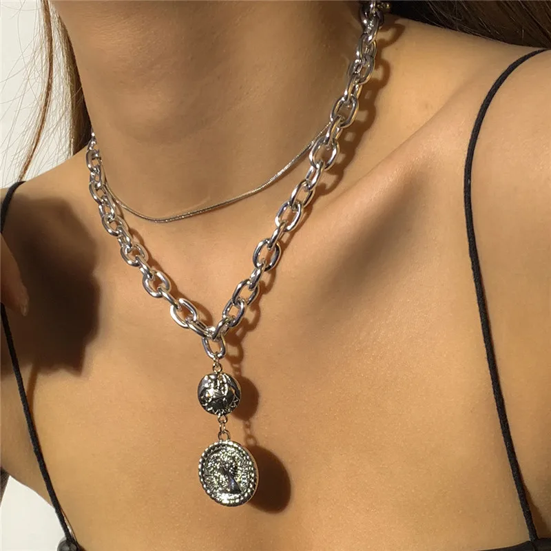 

Korean Pop Female Accessories Punk Hip Hop Hollow Cross Chain Combination Necklace Vintage Portrait Tag Stylish Snake Bone Chain