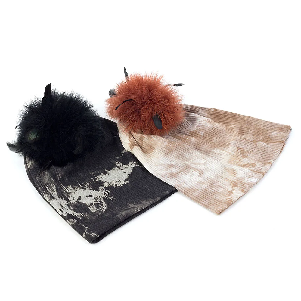 

Шапка-бини в рубчик унисекс с принтом, стильная шапка с принтом, мягкая теплая Повседневная шапка с помпоном из страусиного меха, для женщин ...