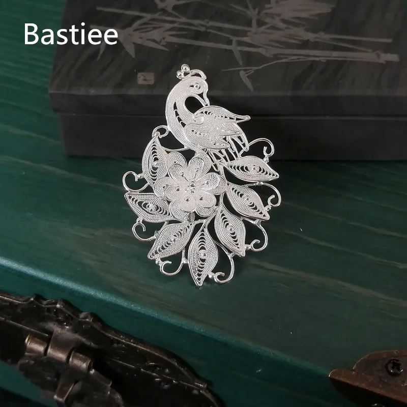 

Bastiee 999 Sterling Silver Brooch Pin Peacock Brooches For Women Luxury Jewelry Hmong Handmade Gift Mom Pins Souvenirs broche