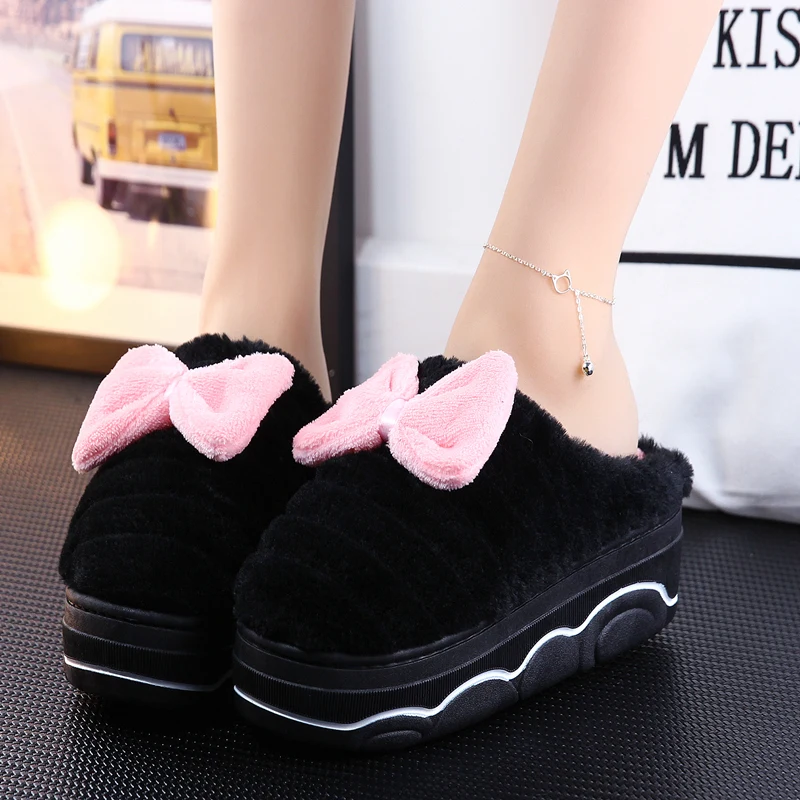 Женские меховые тапочки зимние теплые хлопковые на высоком каблуке 5 см с милым