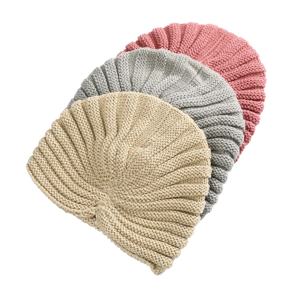 Женская шапка AWAYTR теплая вязаная в богемном стиле на зиму и осень модные мягкие