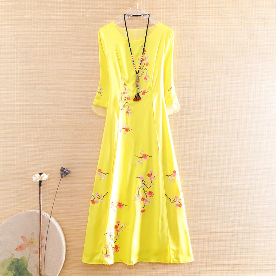 Женское платье с цветочной вышивкой элегантное приталенное ТРАПЕЦИЕВИДНОЕ