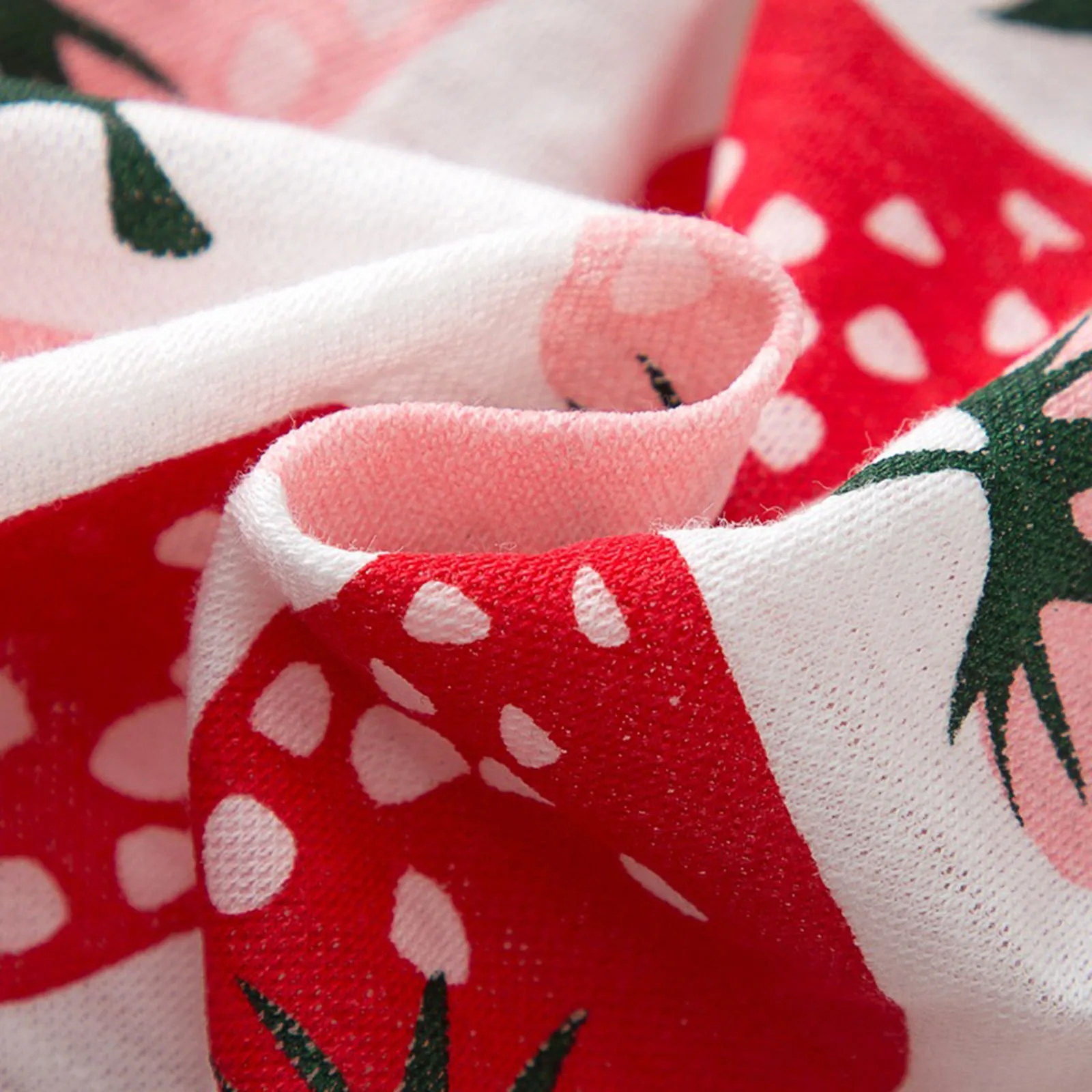 

2021 Baby Summer Clothing Newborn Infant Baby Girl Strawberry Romper Cute Sleeveless Bowknot Jumpsuit 2Pcs Sunsuit Clothes Set