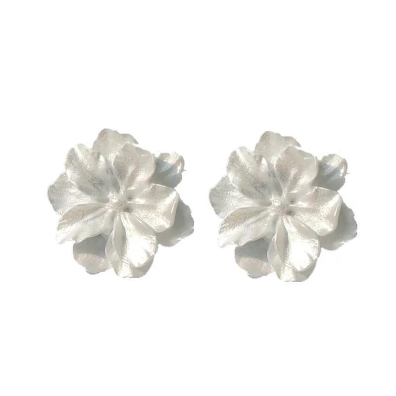 

New Fashion Sweet White Acrylic Rose Flower Stud Earring For Women Girl Fine Wedding Jewelry Gift Design Party Female
