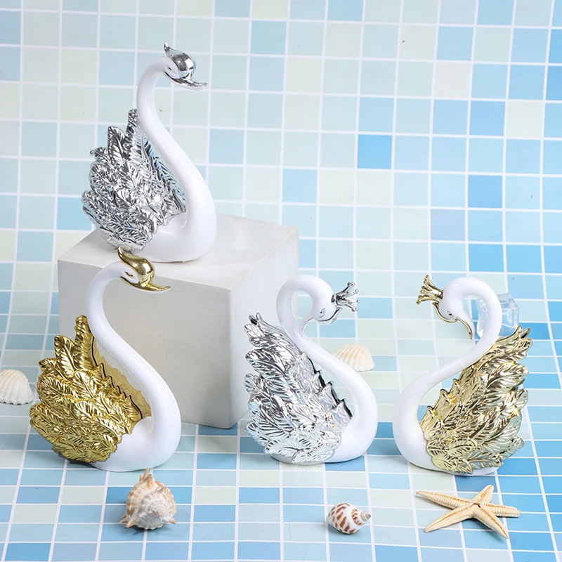

2pcs Romantic Crown Swan Cake Topper Flamingo Cake Dessert Baking Decorative Ornament Birthday Wedding Cake Decoration Supplies