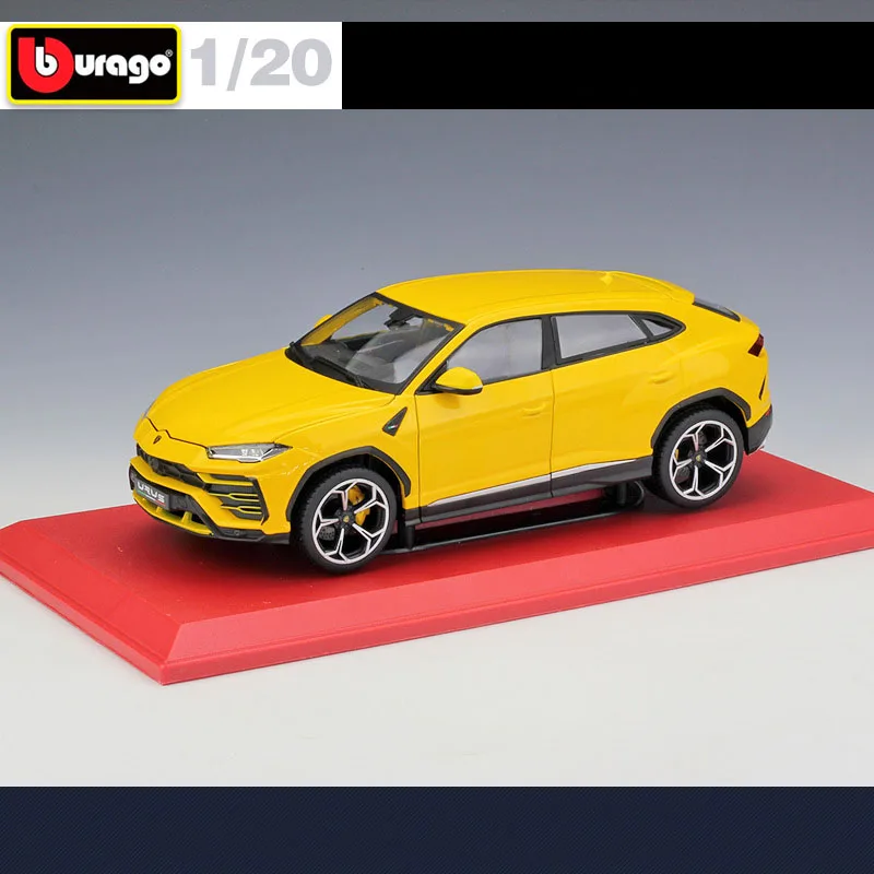 Модель автомобиля Bburago 1:18 2017 URUS City SUV литая модель коллекция игрушек для детей