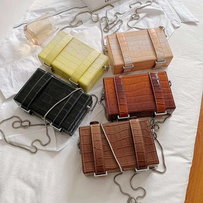 Роскошная женская маленькая сумка через плечо с цепочкой Брендовые женские