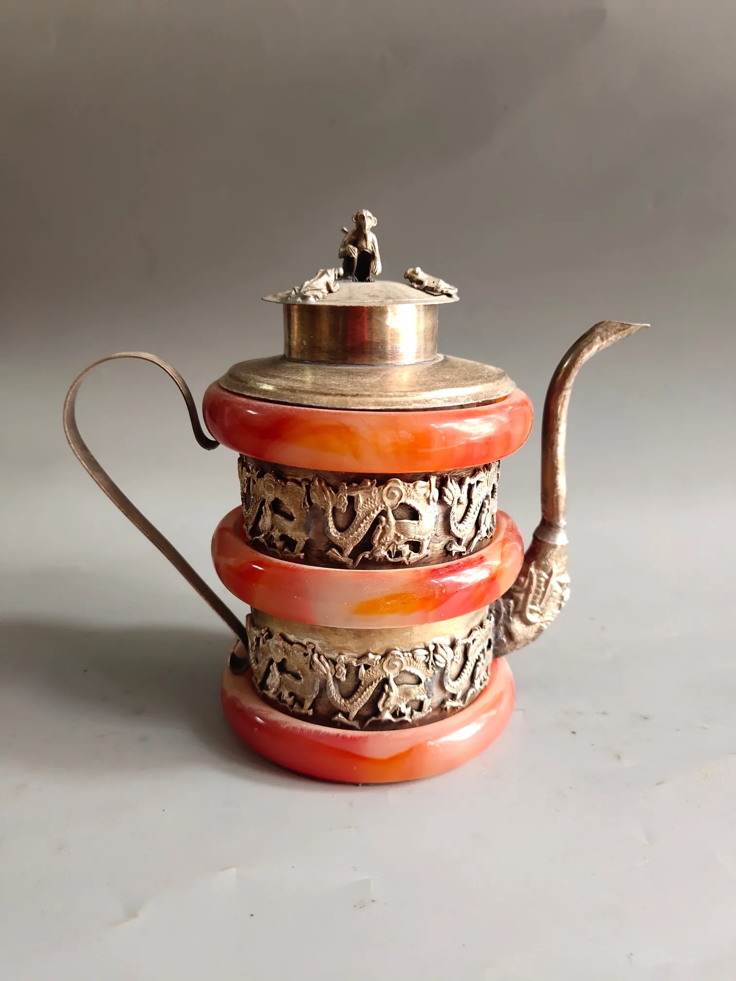 

Инкрустированный нефритом из чистой меди и серебра, горшок с красным агатом и драконом, чайник с китайским зодиаком, чайник, украшение для в...