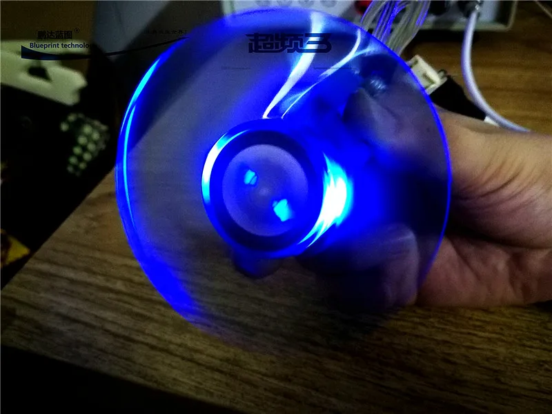 Сменный светящийся вентилятор Overclocking three lions Firebird 2 Bluebird 3 4 12 В 87*32 мм775/1155/amd |