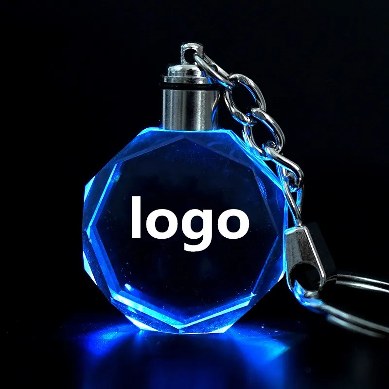 Брелок со светодиодной подсветкой в виде хрустальной бутылки с логотипом