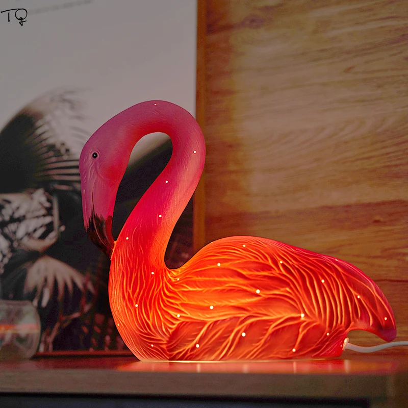 

Nordic INS Romantic Atmosphere Red Flamingo Table Lamp Bird Lamp Decor Wedding Marriage Baby Gift Kids Room Bedside Lamp Bedroom