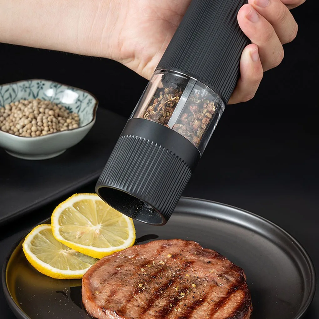 

2Pcs Salt and Pepper Mills Kitchen Tools Electric Pepper Spice Grinders Set With Bright Lighting Ceramic Grinding Shaker