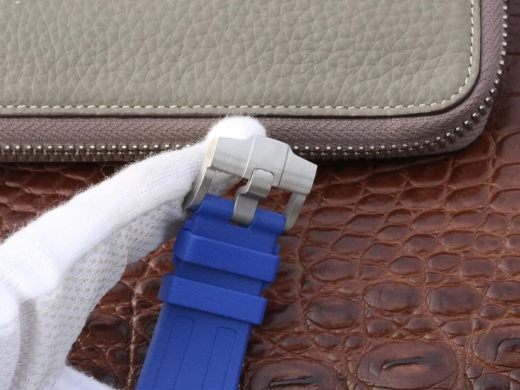 

Replica Men's Watches AP 26470ST.OO.A030CA.01 Automatic Mechanical Luxury Brand Watch Hot-sale Top-quality Blue Rubber Strap