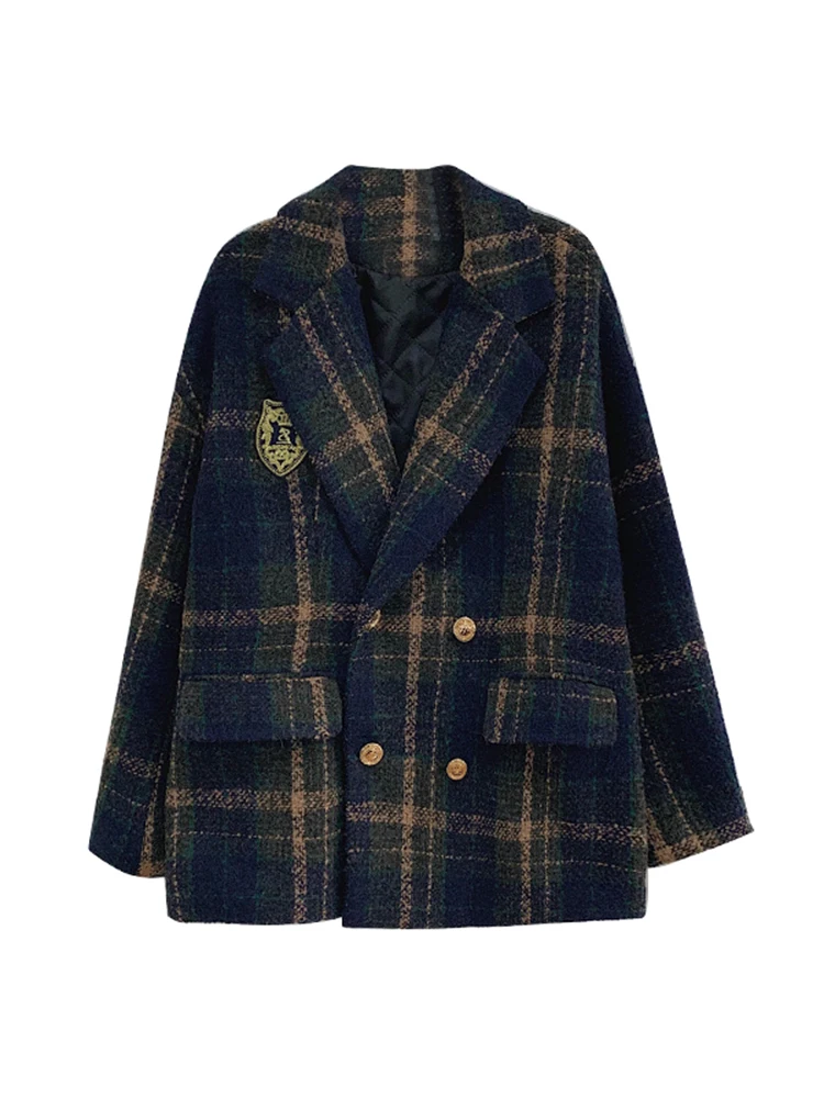 

Coats & Jackets