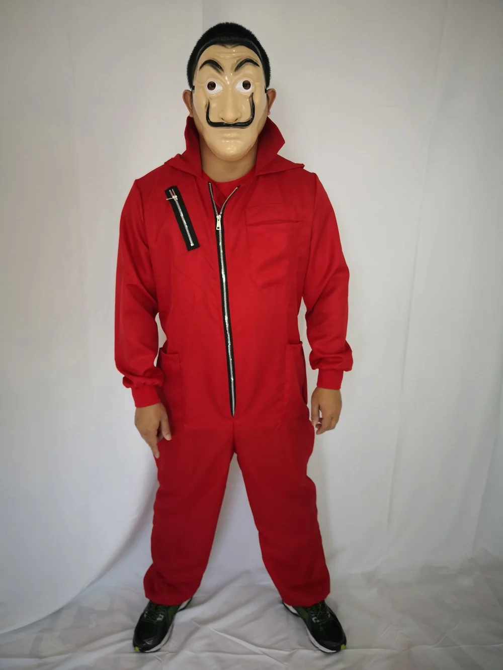 Костюм грабителя с лицевой маской из фильма бумажный дом Сальвадора Дали 2020 |