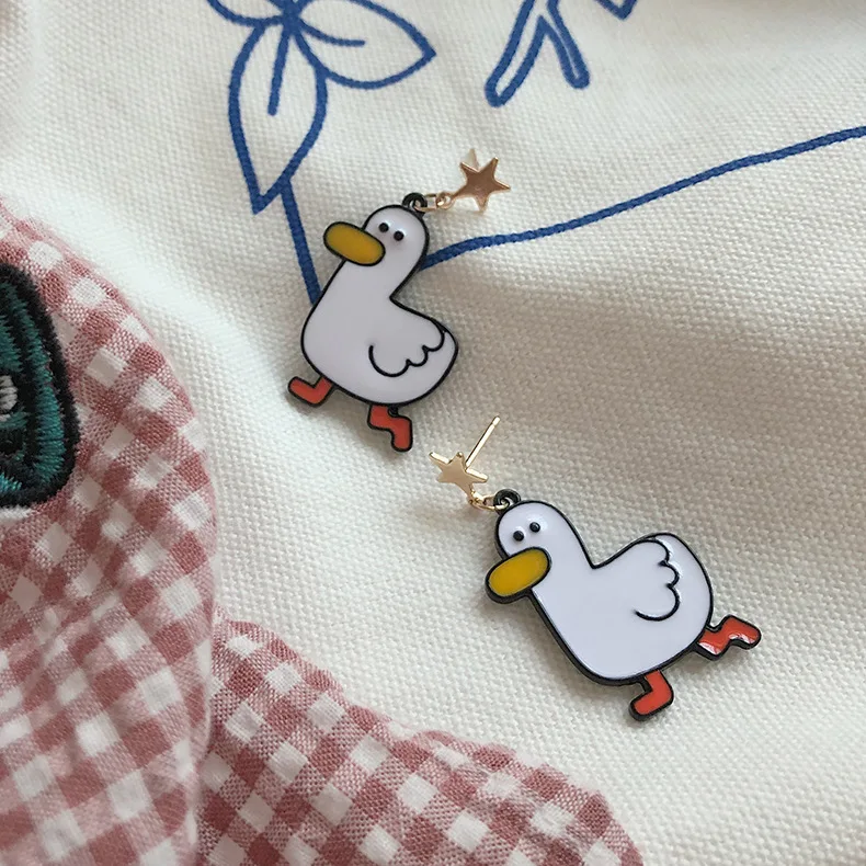 Забавные серьги в форме утки новый дизайн корейские эмалированные висячие с