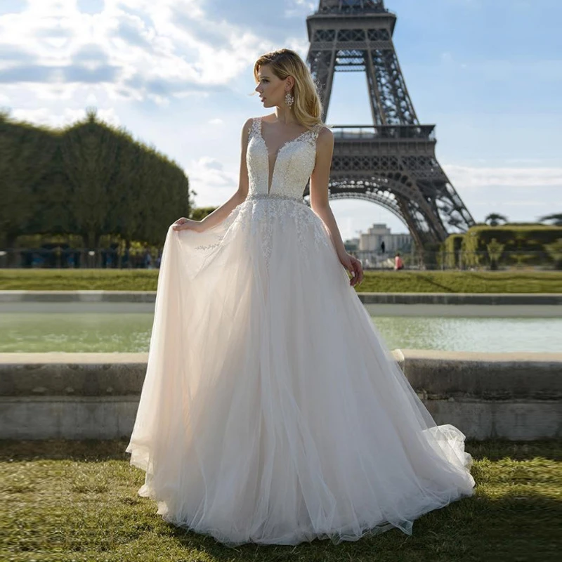 

Exquisite Tulle A-line Wedding Dresses Lace Appliques Sleeveless V Neck Wedding Gowns Vestido de Noiva Custom Made