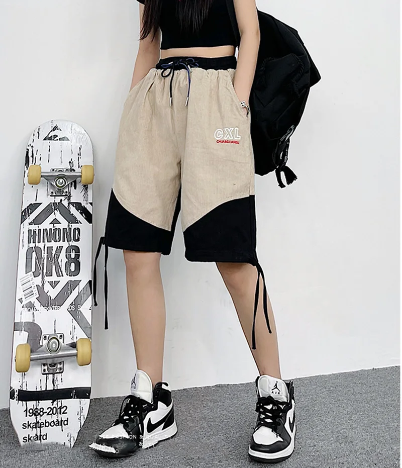 

Шорты-карго цвета хаки женские с завышенной талией и широкими штанинами