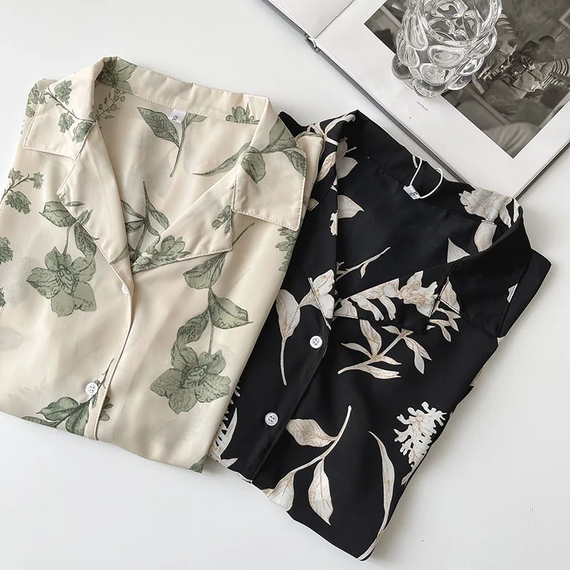 

Summer Chiffon Shirt Women Flower Pattern Turn-down Short Sleeve Black Fashion Blouse Female Casual Loose Tops