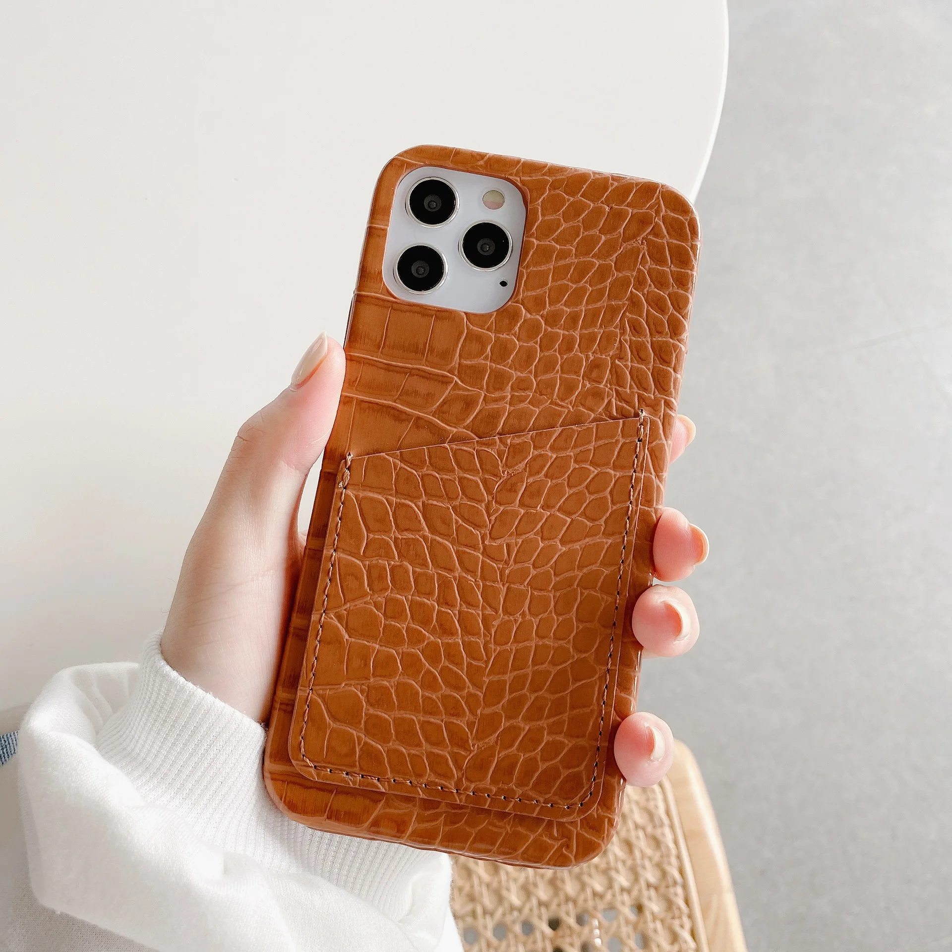 Free Customized Name Embossed Crocodile Leather Card Slot Case For iPhone X Xr Xs Max 11 12 13 Pro Max Case or 11 Pro