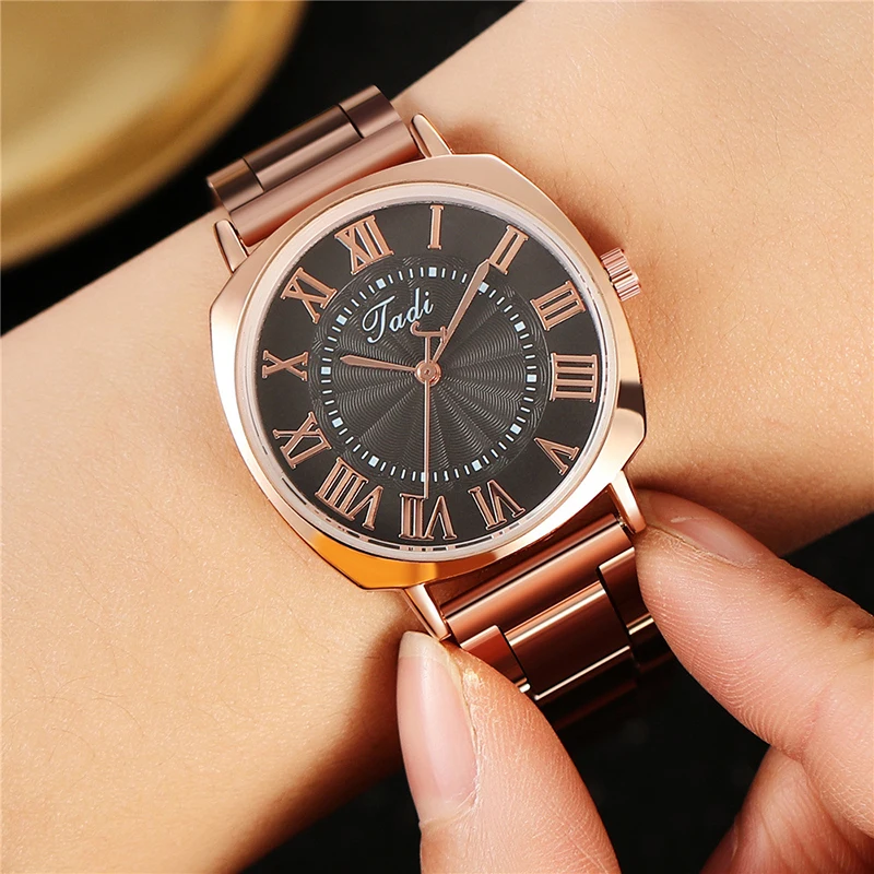 

Часы женские кварцевые, из сплава розового золота, с ремешком из нержавеющей стали