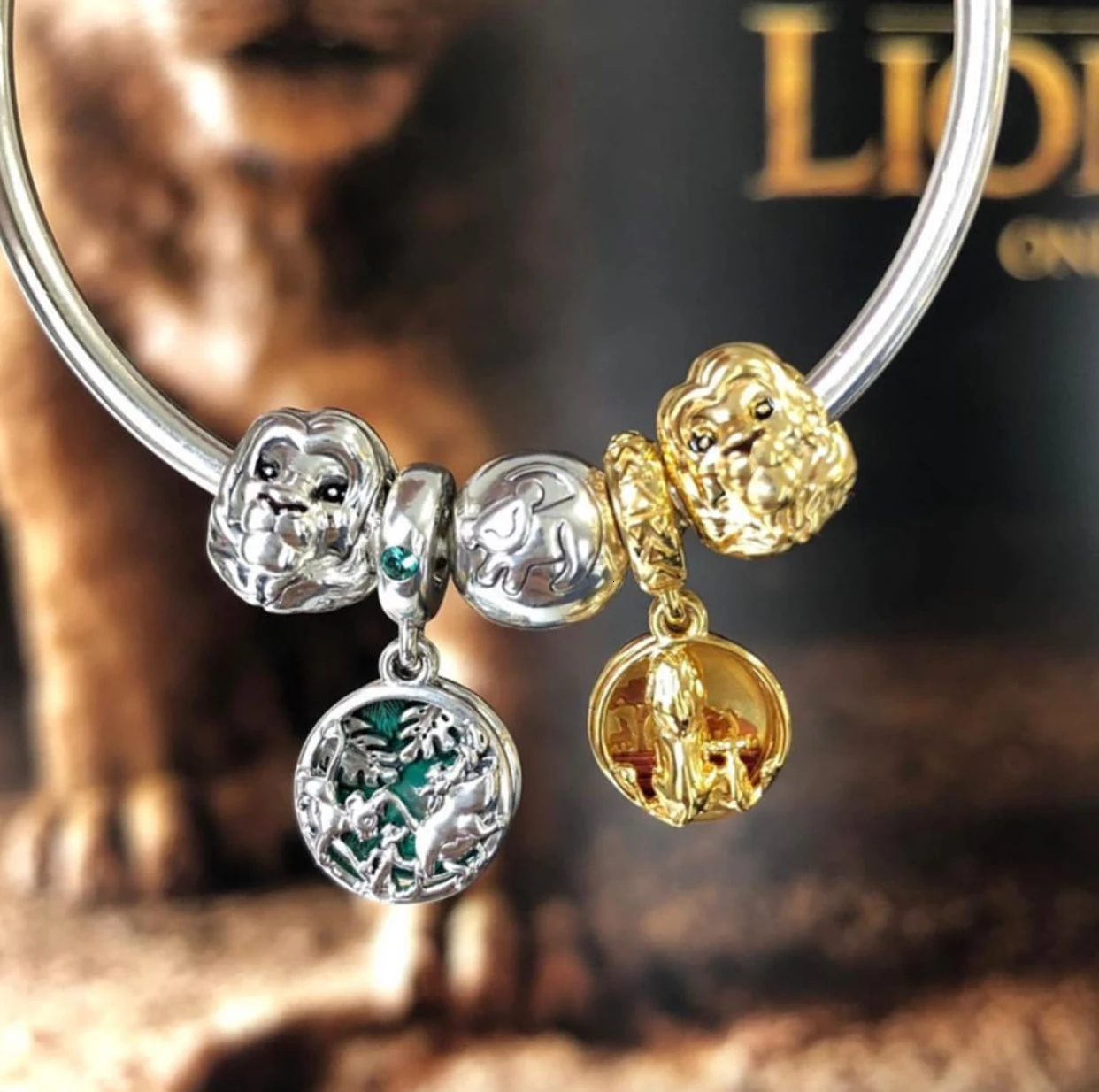 Летние 925 пробы серебряные сверкающие очаровательные бусины Король Лев Simba & Nala