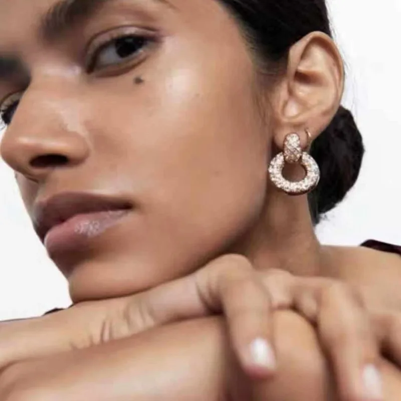 Трендовые женские круглые серьги-подвески ZA с золотыми стразами и блестящими