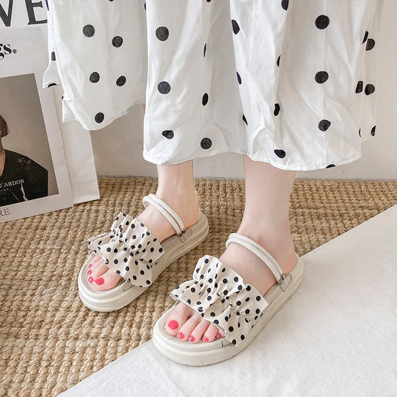 

Shoes For Girls Slippers Soft Slides Low Butterfly-Knot Fashion Slipers Women Shale Female Beach Lady Comfort Flat Luxury 2021