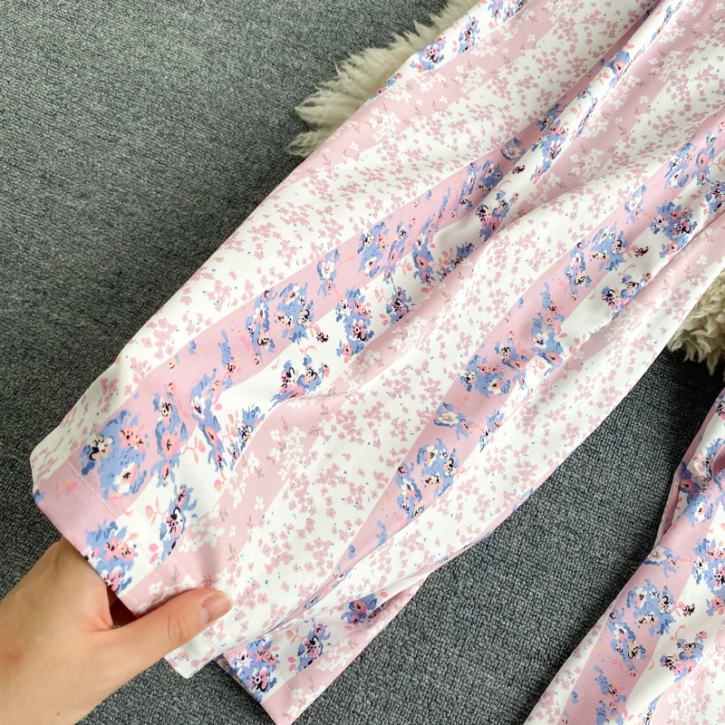 

Women Korean Print Rompers V Neck Sleeveless Button Jumpsuit Summer Vacation Beach Long Rompers 2021
