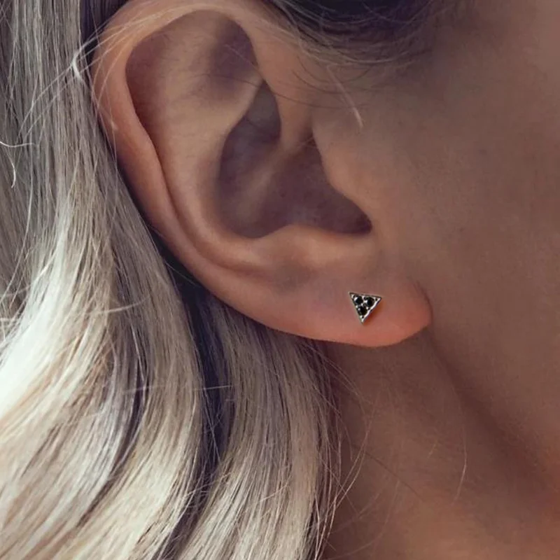 Серьги очень мини треугольные шпильки 925 пробы серебро кубический цирконий Cz для