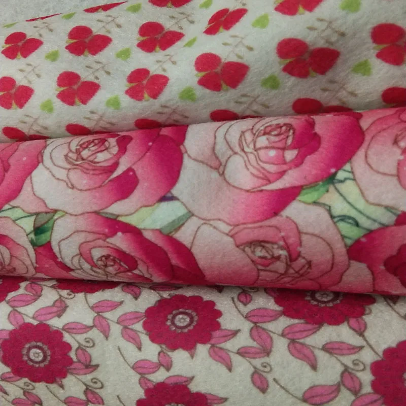 Мягкая фетровая ткань с цветочным принтом 15 х15 см | Дом и сад