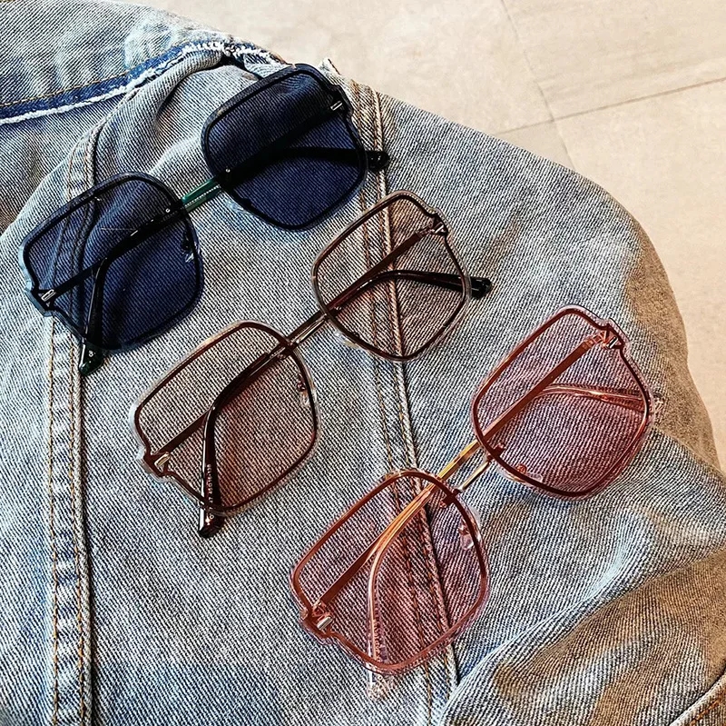 

High Quality Women's Rivet Rimless Sunglasses Lady Metal Square Shades for Women Driving Glasses Sonnenbrille zonnebril dames