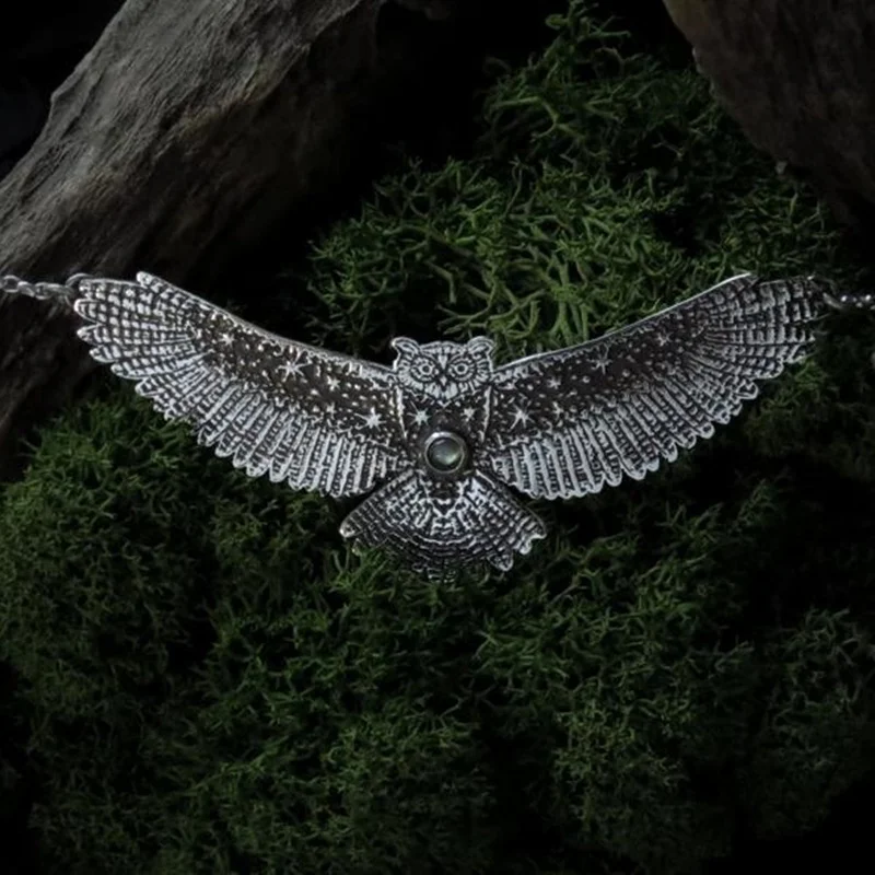 

Retro Exquisite Fashion Owl Moon Forest Moonstone Necklace Woman Charm Party Jewelry Accessories Gift