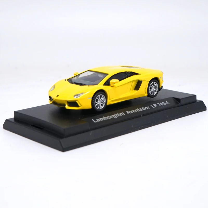 Высокая тщательность 1: 64 LP700 4 сплав модель автомобиля статические металлические