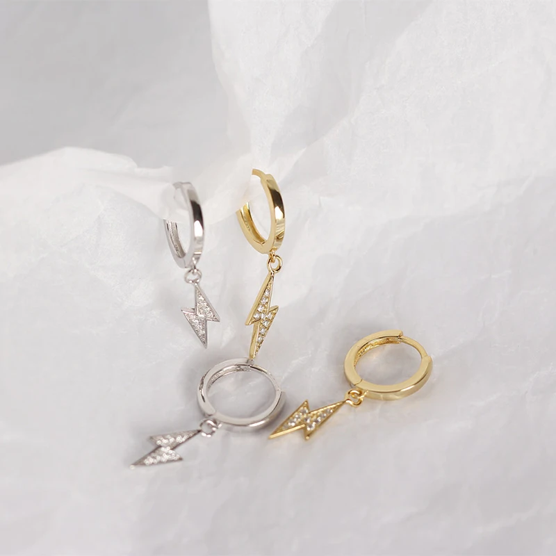 GHIDBK Ins Little S925 Серебряные кубические циркония очаровательные серьги-кольца Мини молния болт CZ серьги Изящные Huggie серьги женские Aros