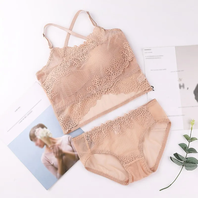 Комплект прозрачного кружевного бюстгальтера и трусиков женское сексуальное