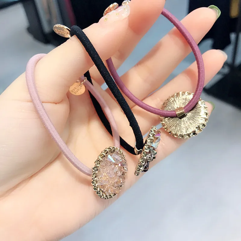 В Корейском стиле Sweet Girl простые Цвет shinycrystal головные уборы c шариком эластичная повязка на голову для девочек; мини-юбка для Модные женский Хвостик Держатель женские аксессуары для волос
