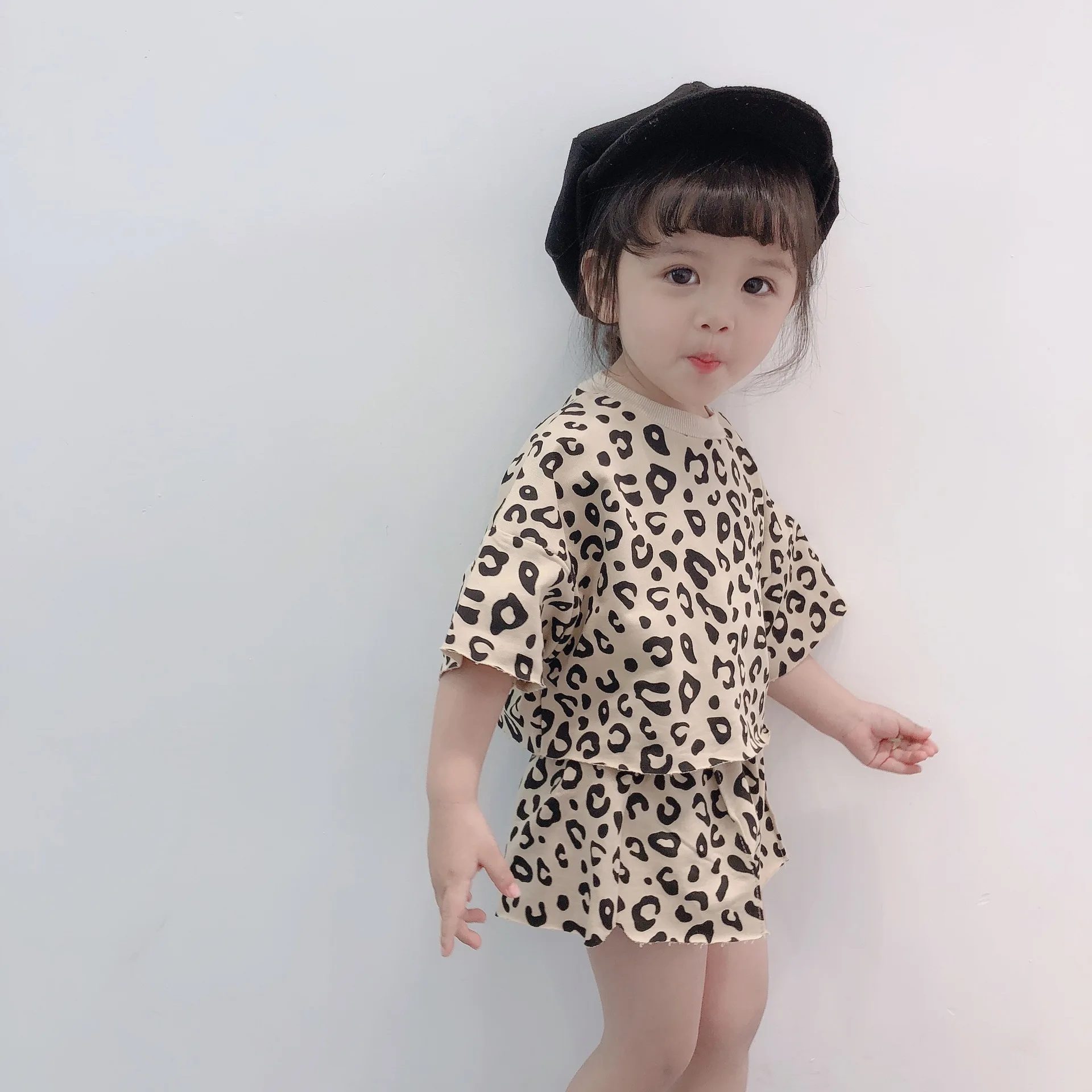 

2021 Fashion Newborn Toddler Baby Girls Clothes Sets Leopard Print Short Sleeve
