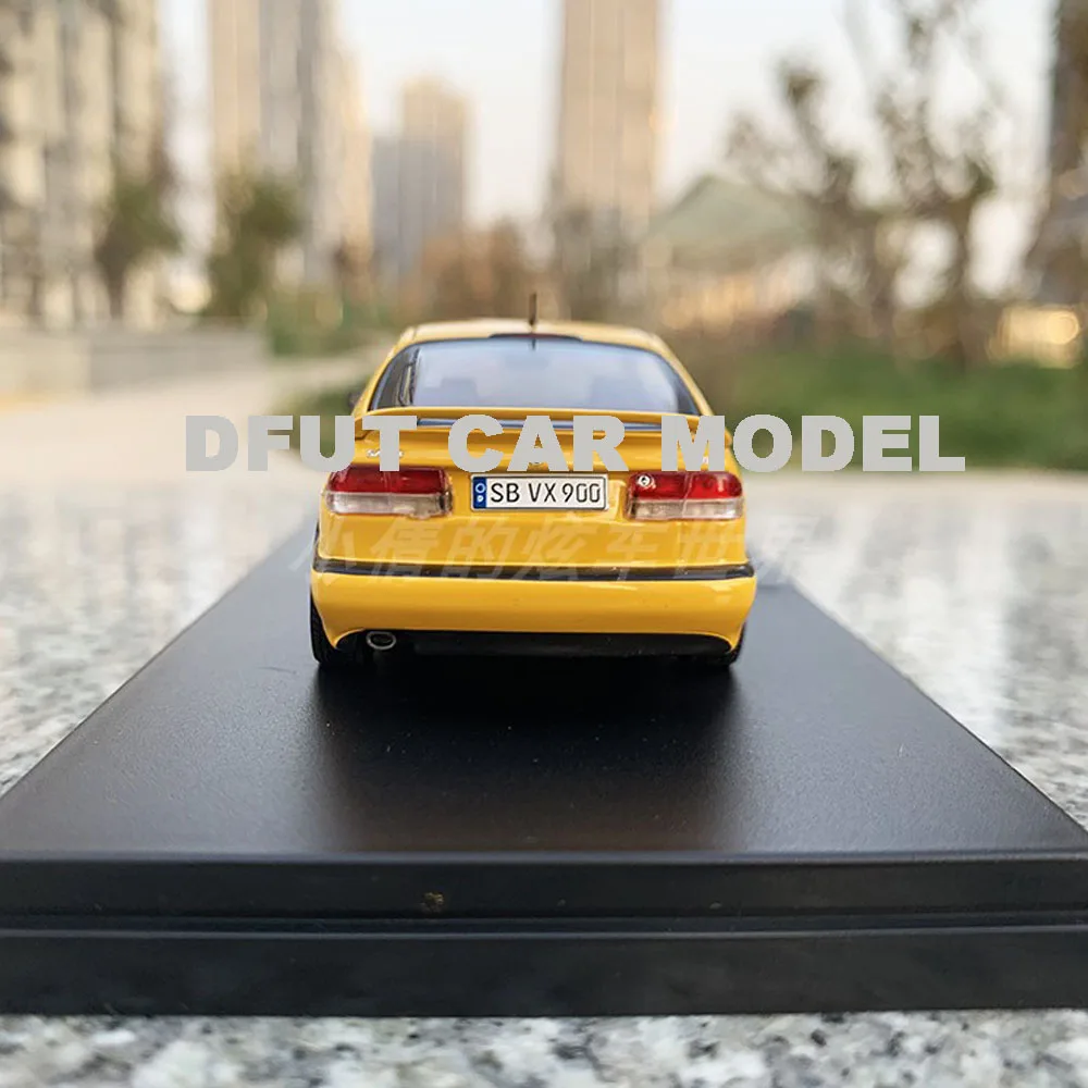 Игрушка в масштабе 1:43 из сплава Saab 9 3 VIGGEN 1998 модель детского игрушечного