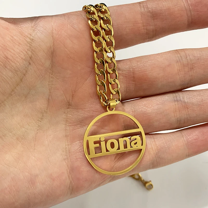 

Кубинская цепь Майами в стиле панк/хип-хоп