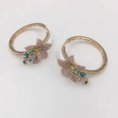 

Korea fashion luxury circle flower ear earrings super fairy temperament Joker online celebrity dress dinner earrings