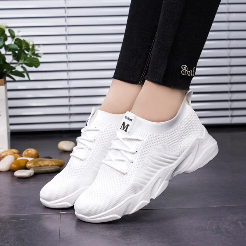 

2021 new women's air permeable sports casual shoes with woven face