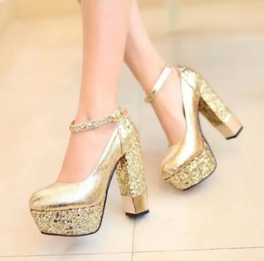 

Women's Shoes