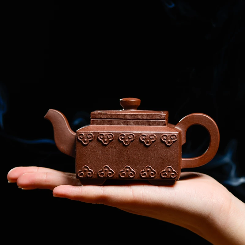 

Yixing pure manual sketch teapot undressed ore famous master authentic purple clay sifang tea set small are recommended
